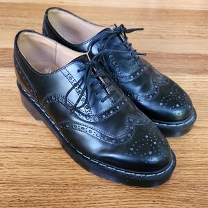 Solovair Women's Brogue Derbies Size 5